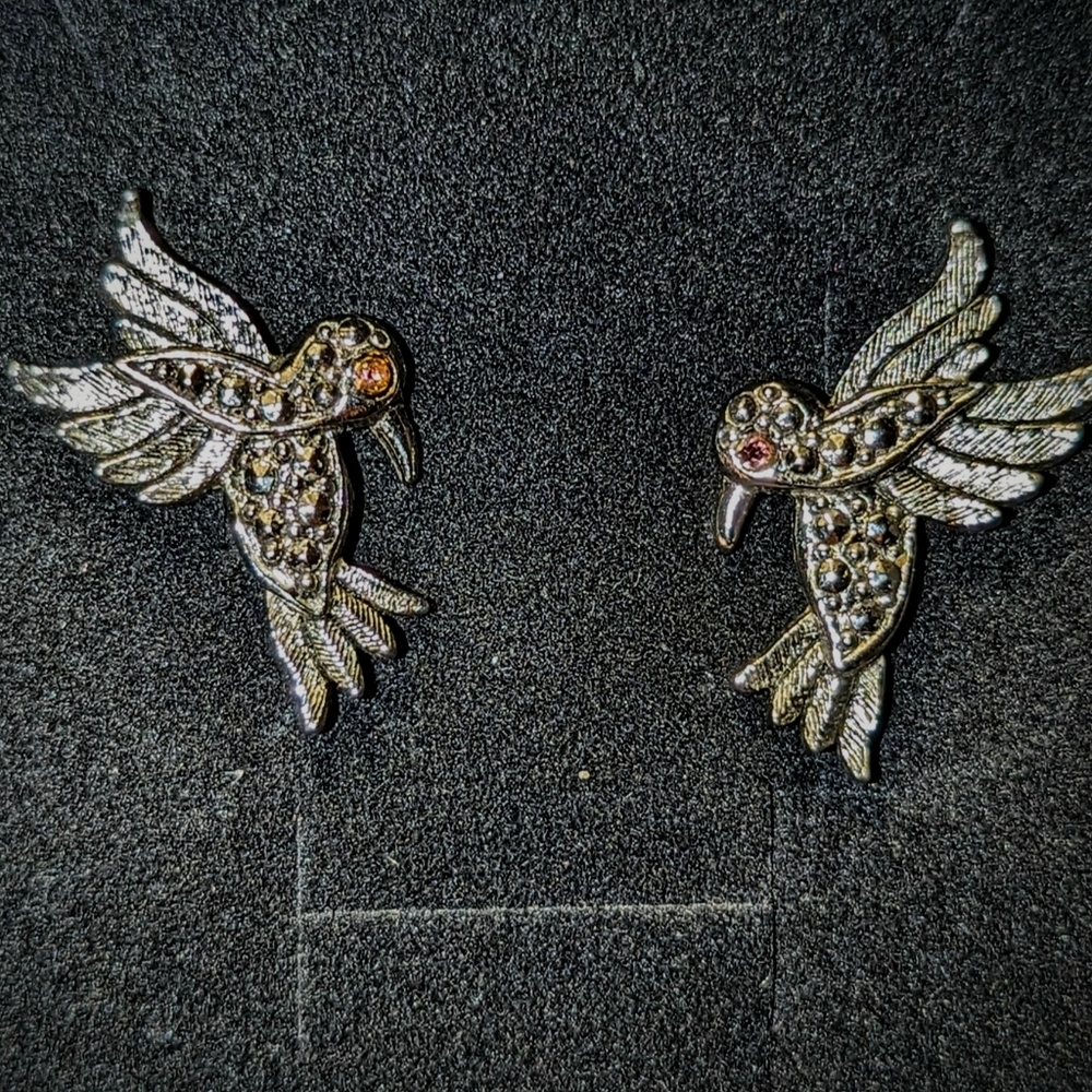 Vintage‎ Avon Hummingbird Earrings